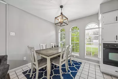 2011 Victoria Court, League City, TX 77573 - Photo 7