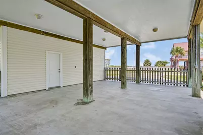 13925 Pirates Beach Boulevard, Galveston, TX 77554 - Photo 45