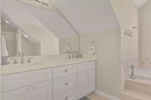 13925 Pirates Beach Blvd, Galveston, TX 77554 - Photo 27
