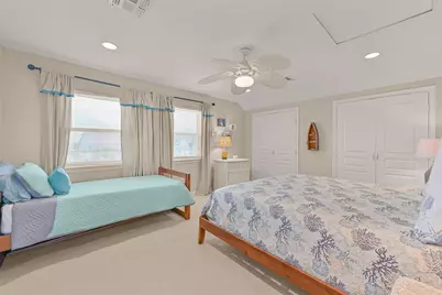 13925 Pirates Beach Boulevard, Galveston, TX 77554 - Photo 25
