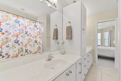 13925 Pirates Beach Boulevard, Galveston, TX 77554 - Photo 21