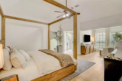 11703 Wickhollow Lane, Houston, TX 77043 - Photo 15