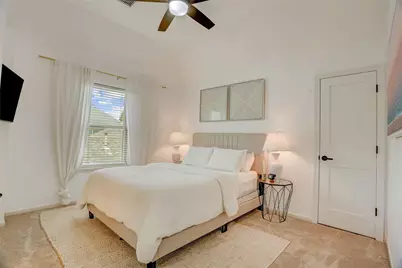 11703 Wickhollow Lane, Houston, TX 77043 - Photo 25