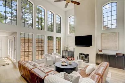 11703 Wickhollow Lane, Houston, TX 77043 - Photo 9