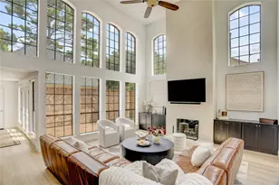 11703 Wickhollow Ln, Houston, TX 77043 - Photo 9
