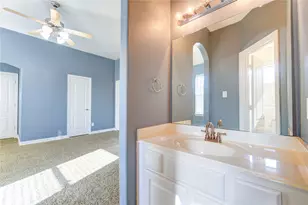 7803 Courtney Manor Ln, Katy, TX 77494 - Photo 33