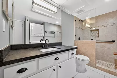 7555 Katy Freeway #127, Houston, TX 77024 - Photo 23