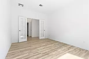 7434 Bartoncliff Dr, Katy, TX 77493 - Photo 11