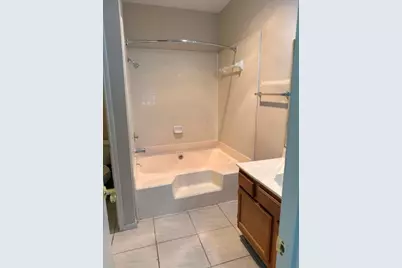 4001 Tanglewilde Street #811, Houston, TX 77063 - Photo 19