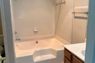 4001 Tanglewilde St, Houston, TX 77063 - Photo 19