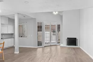 668 N Eldridge Pkwy, Houston, TX 77079 - Photo 5