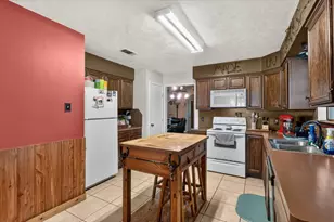 23346 Henson Rd, Montgomery, TX 77356 - Photo 17