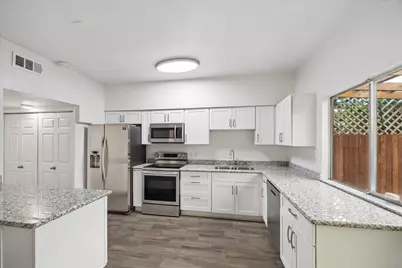 840 Threadneedle Street #207, Houston, TX 77079 - Photo 15
