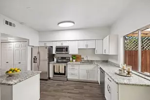 840 Threadneedle St, Houston, TX 77079 - Photo 11