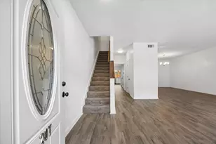 840 Threadneedle St, Houston, TX 77079 - Photo 7