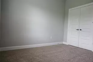5036 Van Fleet St, Houston, TX 77033 - Photo 11