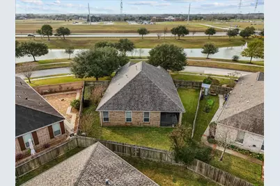 708 Saturnia Lane, League City, TX 77573 - Photo 5