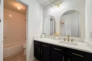 11747 Greensbrook Garden Dr, Houston, TX 77044 - Photo 15