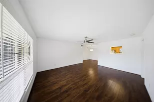 1311 Antoine Dr, Houston, TX 77055 - Photo 9