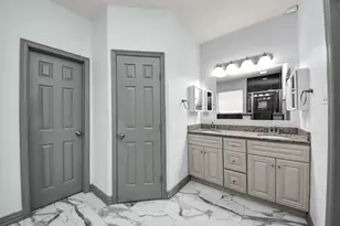 4410 Lodge Vine Ct, Sugar Land, TX 77479 - Photo 23