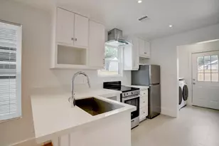 6109 N Main St, Houston, TX 77009 - Photo 7