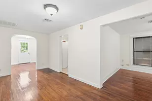5319 Ave O 1/2, Galveston, TX 77551 - Photo 9