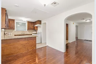 5319 Avenue O 1/2, Galveston, TX 77551 - Photo 15
