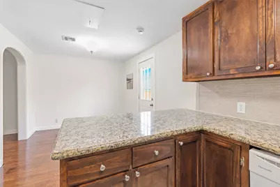 5319 Avenue O 1/2, Galveston, TX 77551 - Photo 19