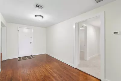 5319 Avenue O 1/2, Galveston, TX 77551 - Photo 11
