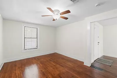 5319 Avenue O 1/2, Galveston, TX 77551 - Photo 13
