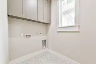 250 Pony Trail, Angleton, TX 77515 - Photo 9