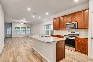 16923 Lagos Ln, Crosby, TX 77532 - Photo 9