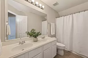 6506 E Bending Oaks Ln, Pearland, TX 77584 - Photo 37