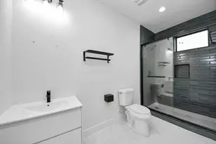9014 Ferdinand St, Houston, TX 77051 - Photo 25