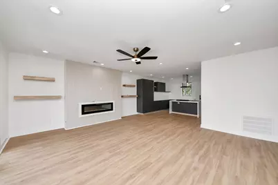 9014 Ferdinand Street, Houston, TX 77051 - Photo 7