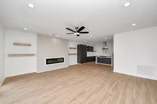 9014 Ferdinand St, Houston, TX 77051 - Photo 7