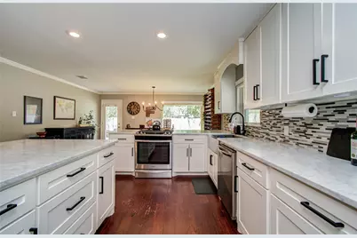 4846 Creekbend Drive, Houston, TX 77035 - Photo 23