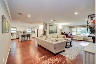 4846 Creekbend Dr, Houston, TX 77035 - Photo 9