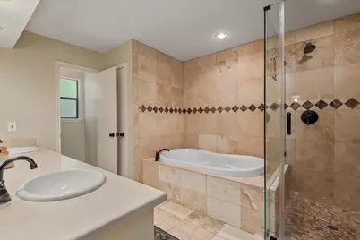 10 Cape Chestnut Drive, Spring, TX 77381 - Photo 11