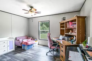1047 Jimbob Ln, New Ulm, TX 78950 - Photo 11