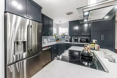2217 Shannon Drive, Huntsville, TX 77320 - Photo 7
