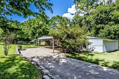 2217 Shannon Drive, Huntsville, TX 77320 - Photo 33