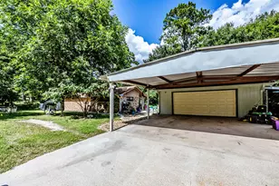 2217 Shannon Dr, Huntsville, TX 77320 - Photo 31