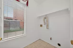 2103 5 Iron Dr, Houston, TX 77089 - Photo 21