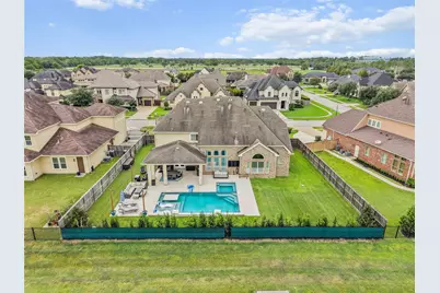 1805 Sterling Creek Drive, Friendswood, TX 77546 - Photo 27