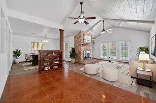7710 Green Lawn Dr, Houston, TX 77088 - Photo 3