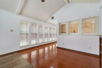 7710 Green Lawn Drive, Houston, TX 77088 - Photo 7