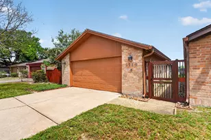 7710 Green Lawn Dr, Houston, TX 77088 - Photo 33
