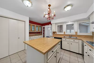 7710 Green Lawn Drive, Houston, TX 77088 - Photo 15