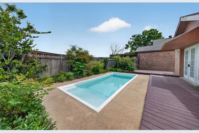 7710 Green Lawn Drive, Houston, TX 77088 - Photo 33
